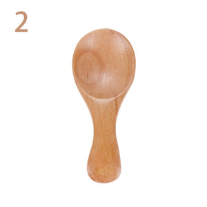 Pocket-Sized Elegance: Mini Natural Wooden Spoon