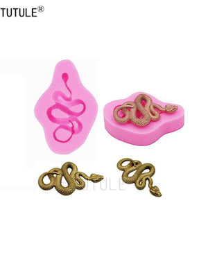 Snake Silicone Mold: Craft Serpentine Delights with Fun